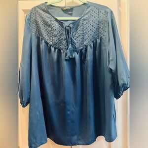 Plus Size BoomChic Blouse.  Baby Doll Style Dark Blue Size 18/20.